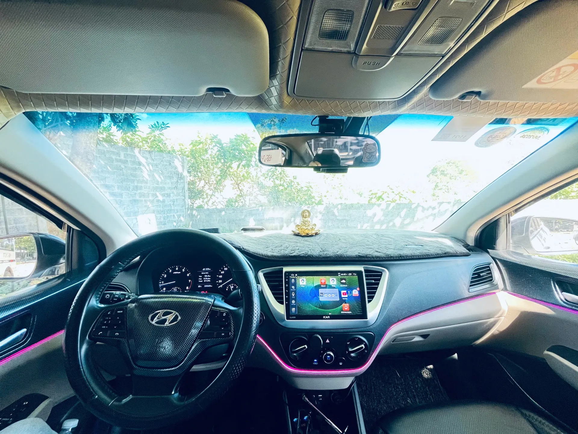 Nội thất xe 4 chỗ